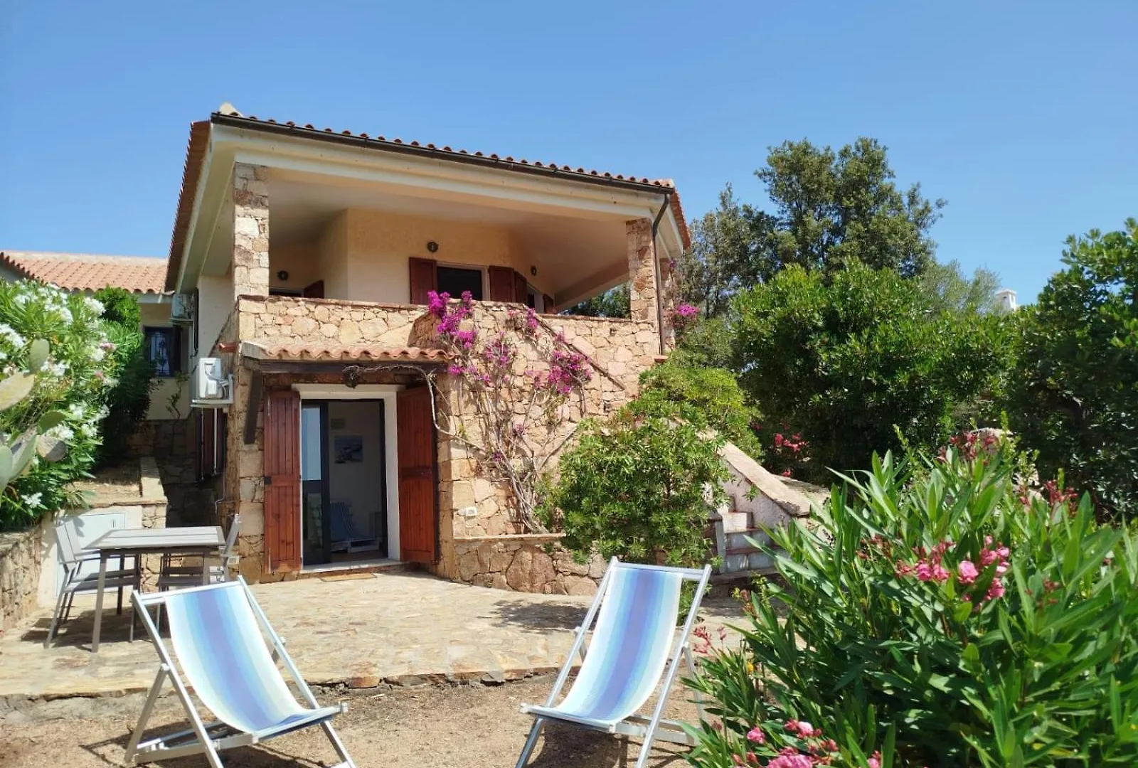 Villa Vista Mare Cala Ginepro Punta Molara 0*,  Italie